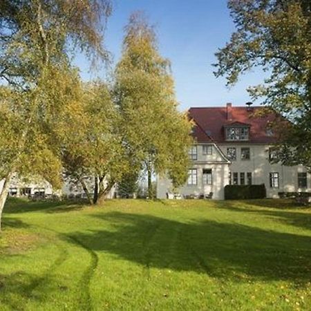 Bed and Breakfast Gut Vorbeck Gneven Экстерьер фото
